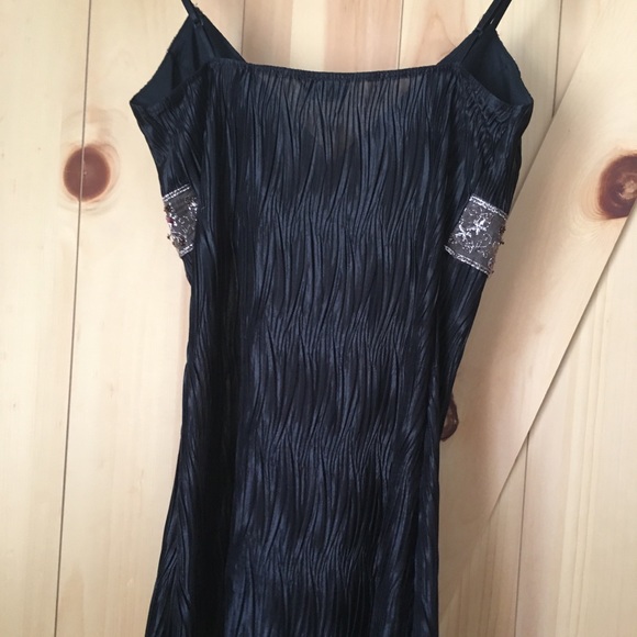 Shimmering Cami - Picture 4 of 4